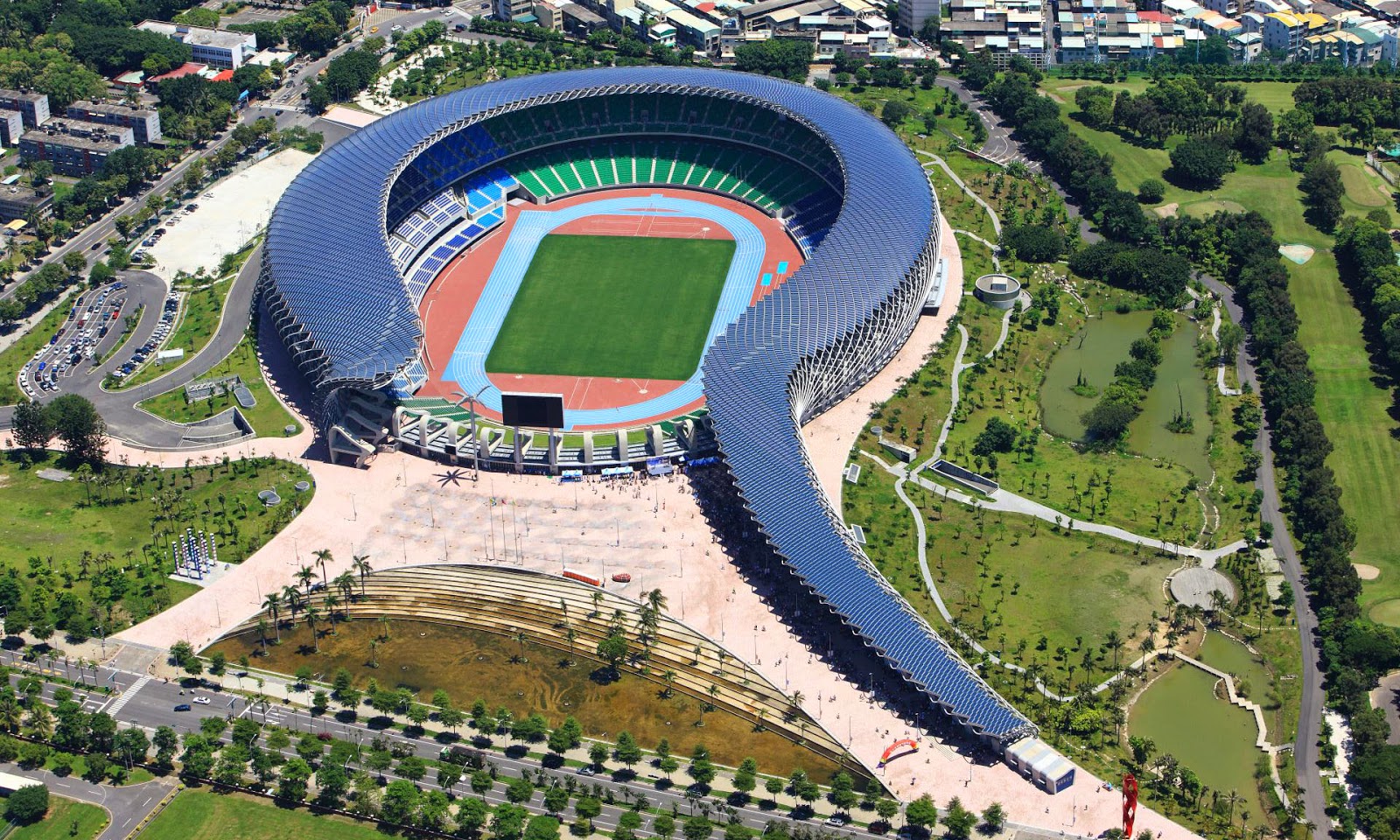 Taiwan Builds Amazing Solar-Powered Stadium