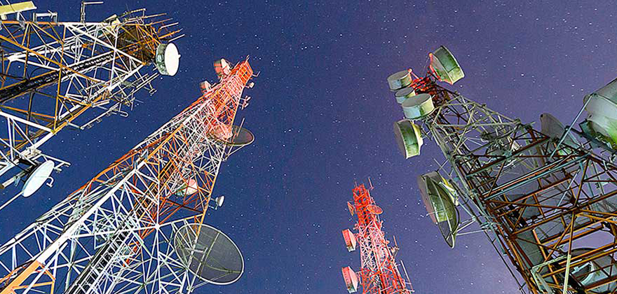 Wireless Providers Bid on FCC Spectrum 